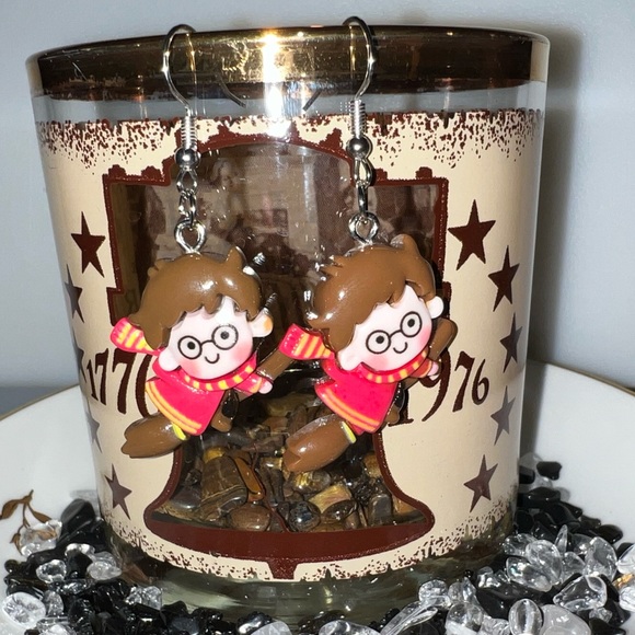 $3 EARRINGS. NEW. $3 WITH ANY $10 ORDER OR MORE STAINLESS STEEL HOOKS - Picture 9 of 16